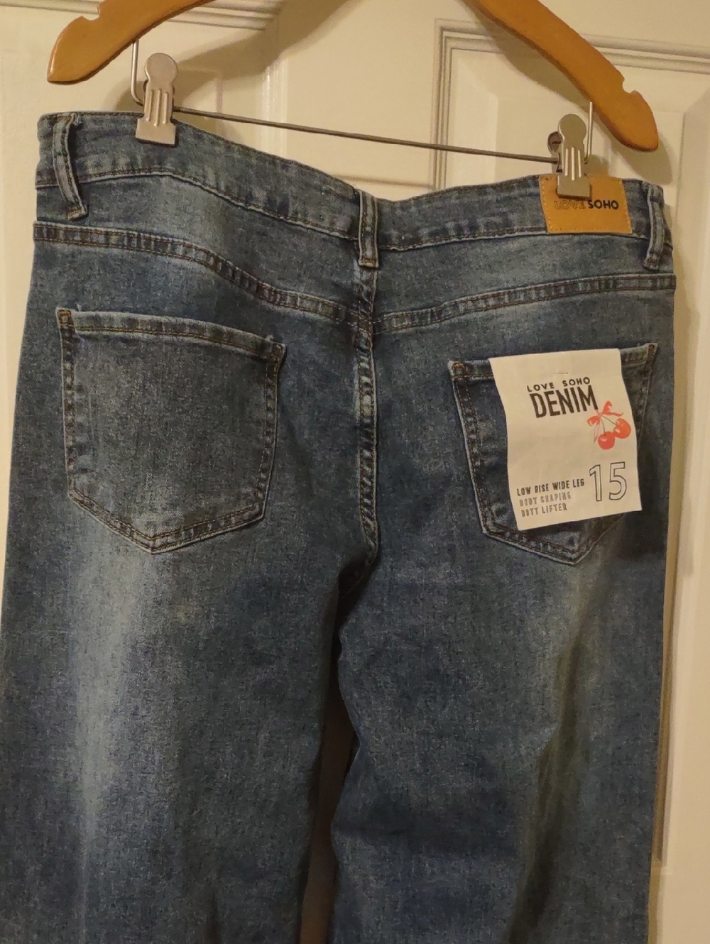 Love Soho Denim Low Rise Wide Leg Juniors Jeans Size 15 New - Picture 4 of 6